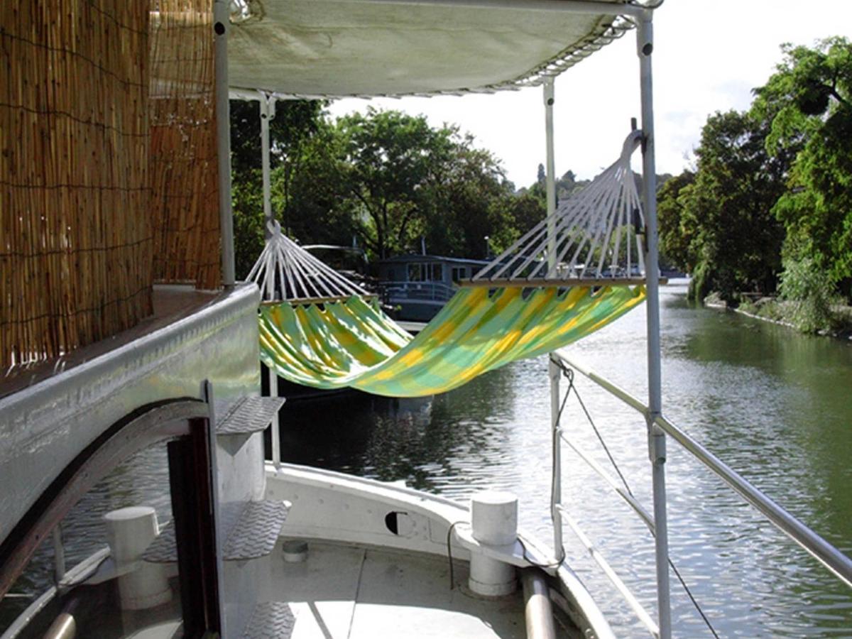 ホテル Boat For Guest イシー＝レ＝ムリノー エクステリア 写真